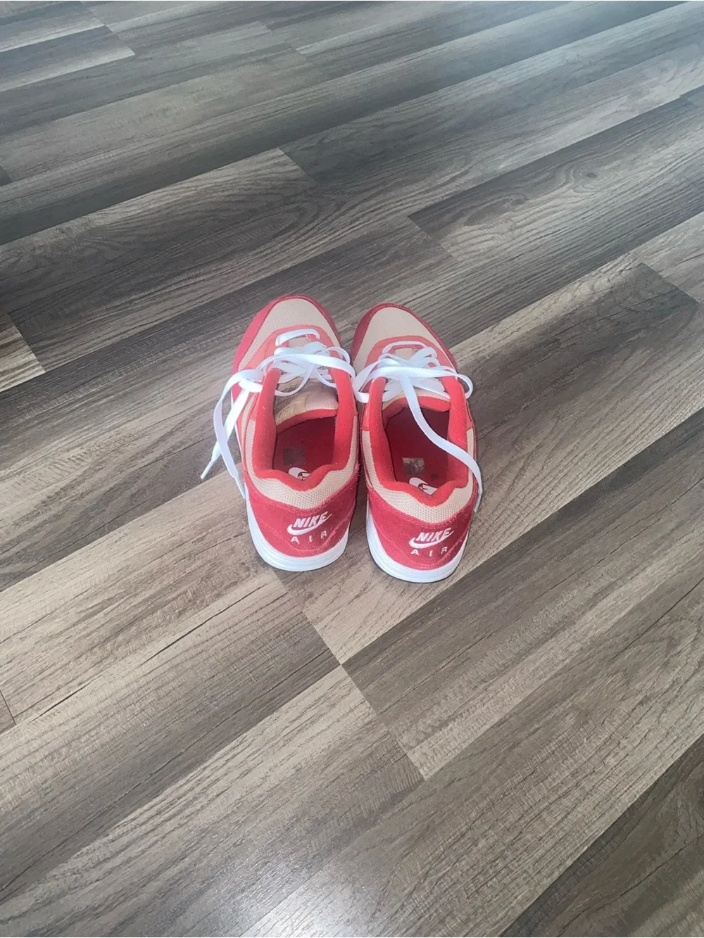 Nike lightweight air